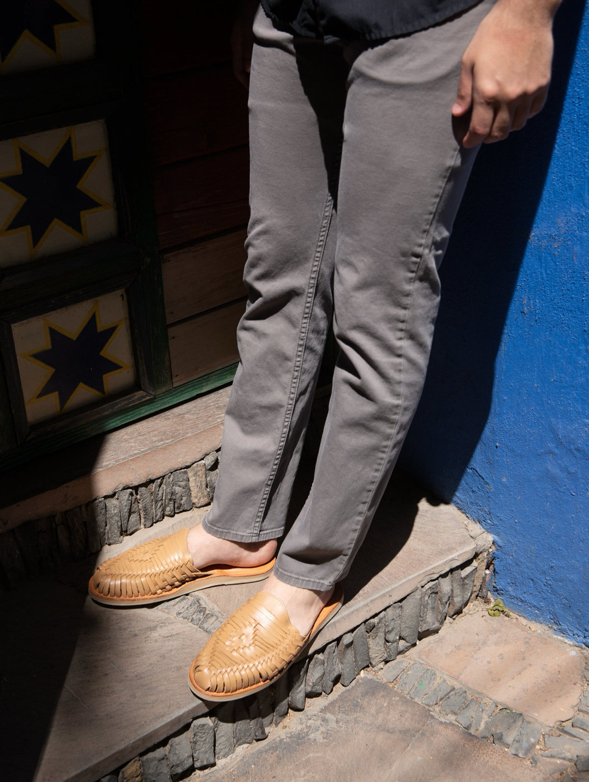 Sierra Slip Ons - Men - US - Espiritu