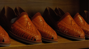 Who Tells the Story of the Mexican Huarache?