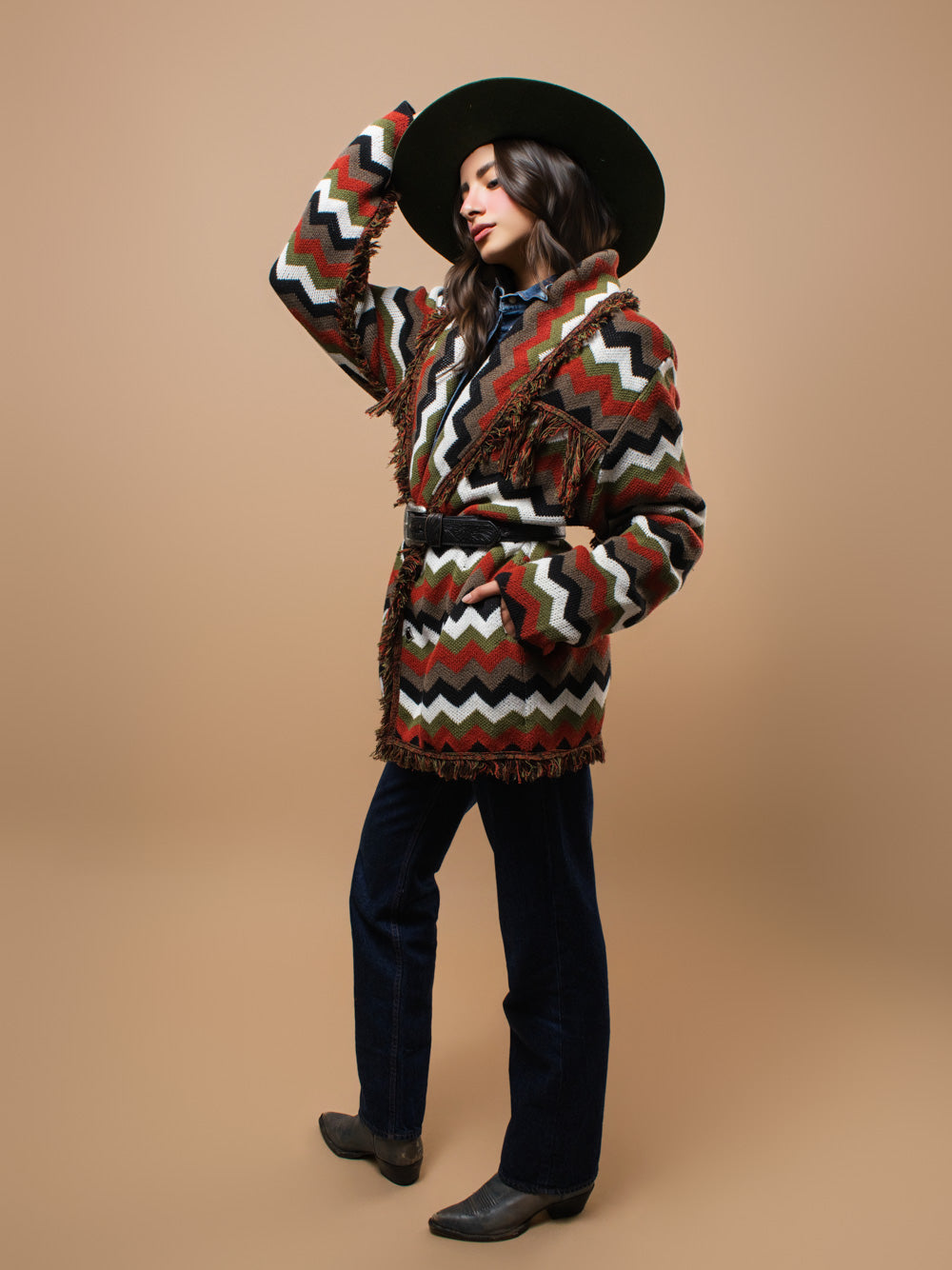 Magma V-Neck Heritage Cardigan - Espiritu