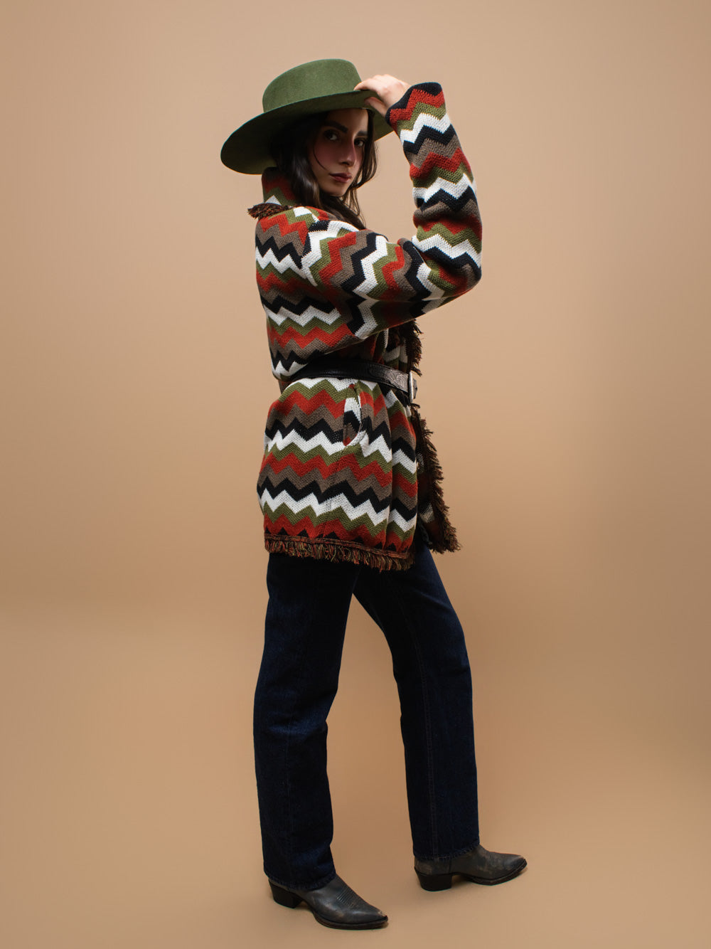 Magma V-Neck Heritage Cardigan - Espiritu