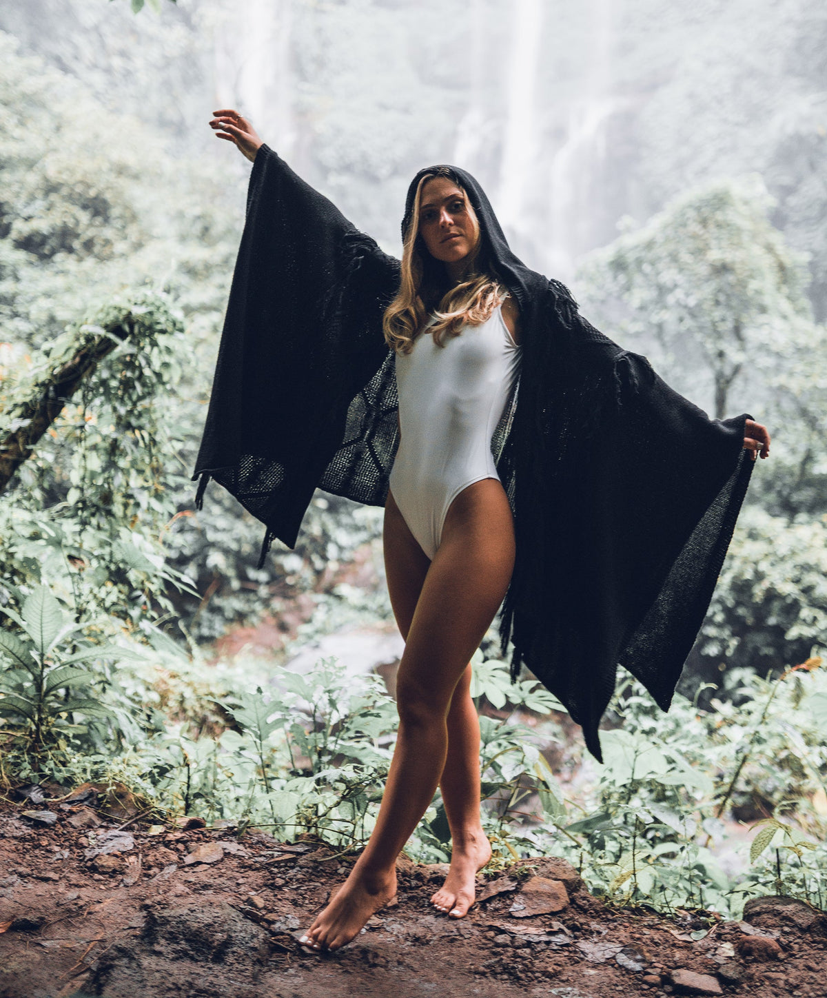 Eclipse Hoodie Poncho - Espiritu