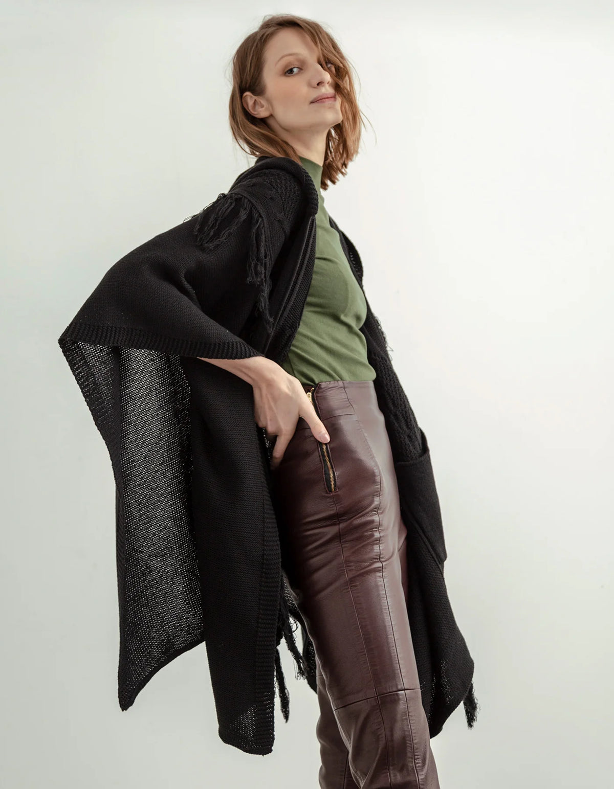 Eclipse Cape Poncho - Espiritu